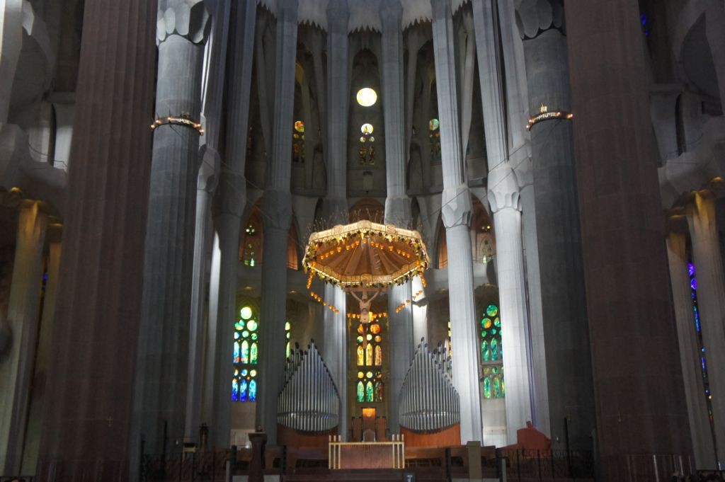 La Sagrada Familia, Inneres